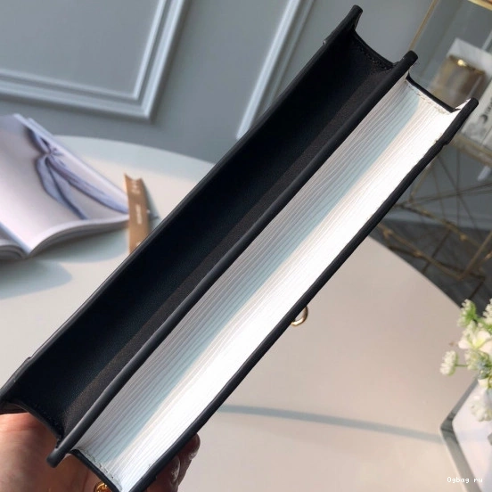 Vuitton Louis TRUNK CLUTCH 0712